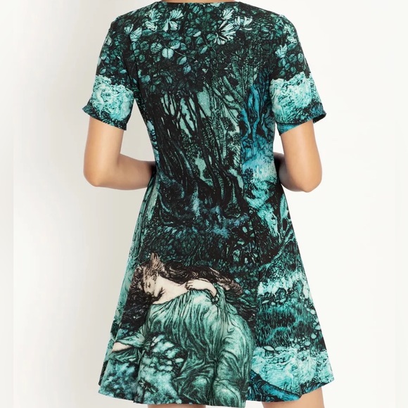 Blackmilk “TITANIA LYING ASLEEP EVIL V DRESS” Size Medium M NWT - Picture 5 of 15